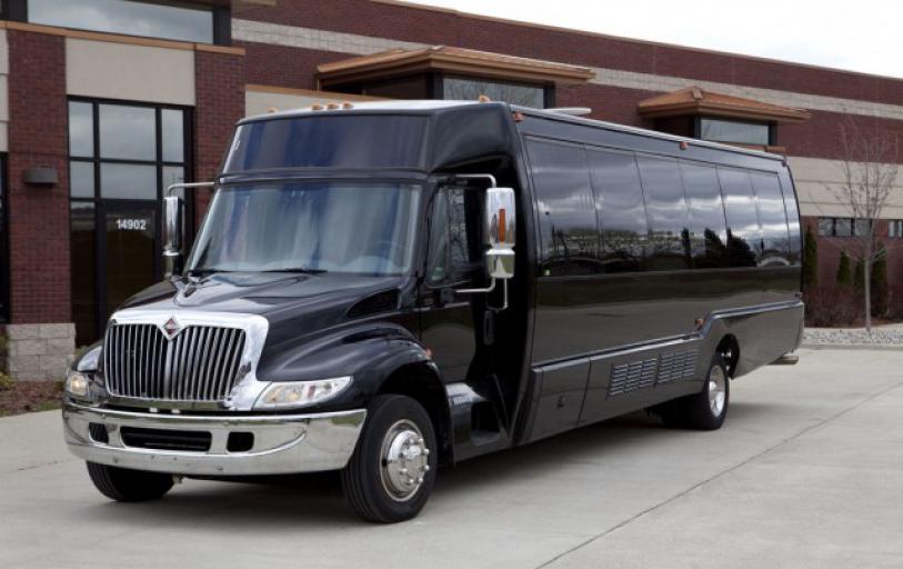 San Antonio 20 Passenger Party Bus